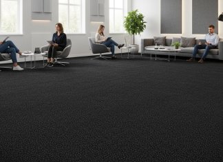 Jak klasa użytkowa wykładzin wpływa na akustykę i komfort akustyczny wnętrz? zaplecza_coniveo - klasa użytkowa wykładzin.jpg