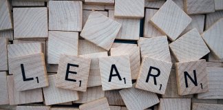 Hiszpański w relacjach: jak nauka języka zmienia sposób budowania więzi i komunikowania emocji? pawel-ih - kurs hiszpańskiego 2.jpg