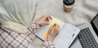 sopocka.edu.pl - 193-jak-skutecznie-studiowac-online-i-unikac-prokrastynacji.webp